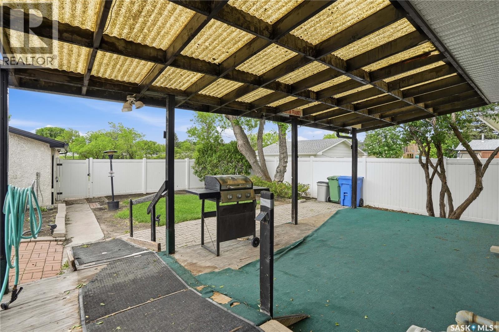 83 Fuhrmann Crescent, Regina, SK