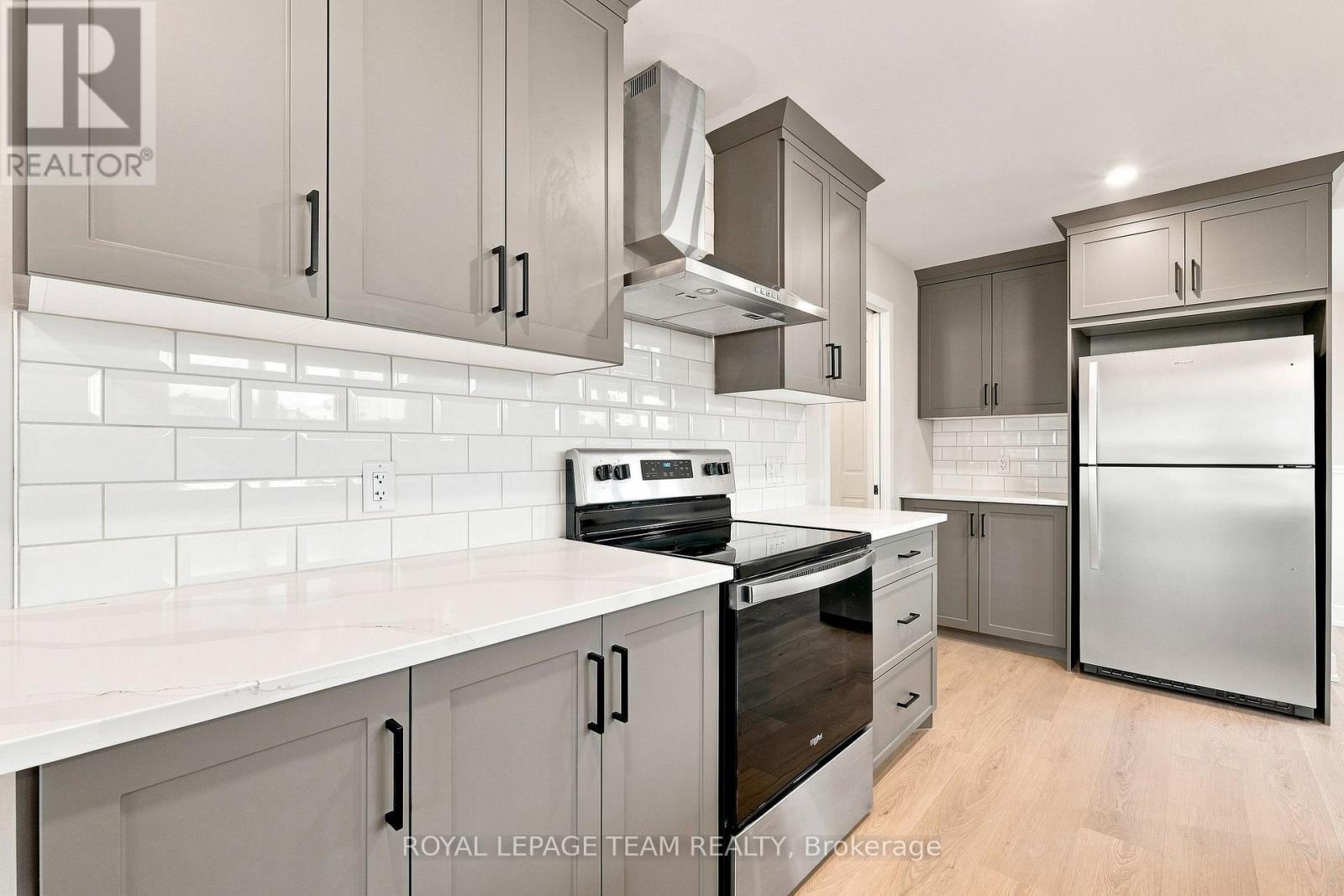 52 Whitcomb Crescent, Smiths Falls, ON