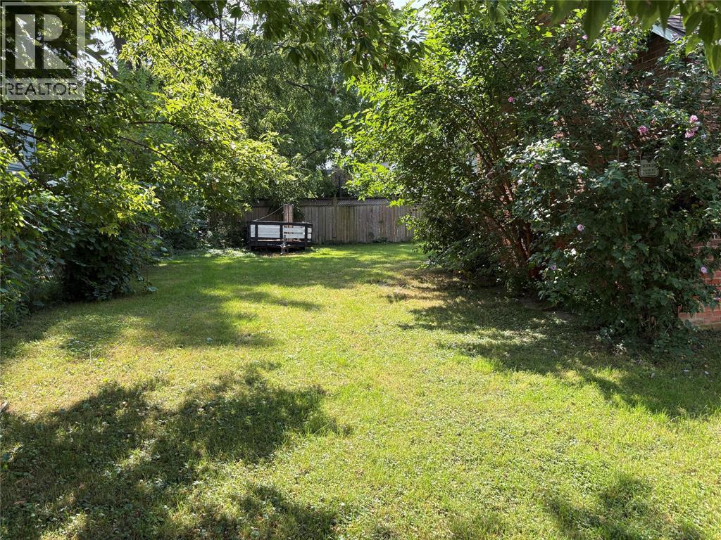 50 Lorne Avenue, Chatham, ON