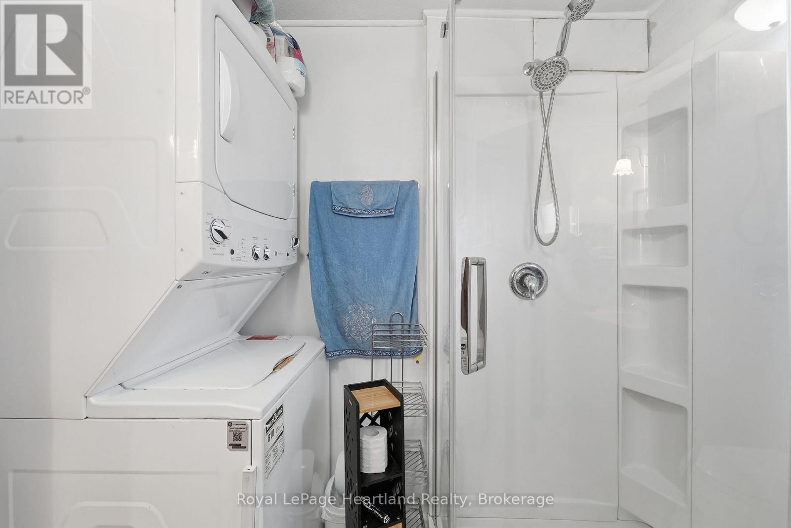 5 Trailer Park Road, Howick, ON