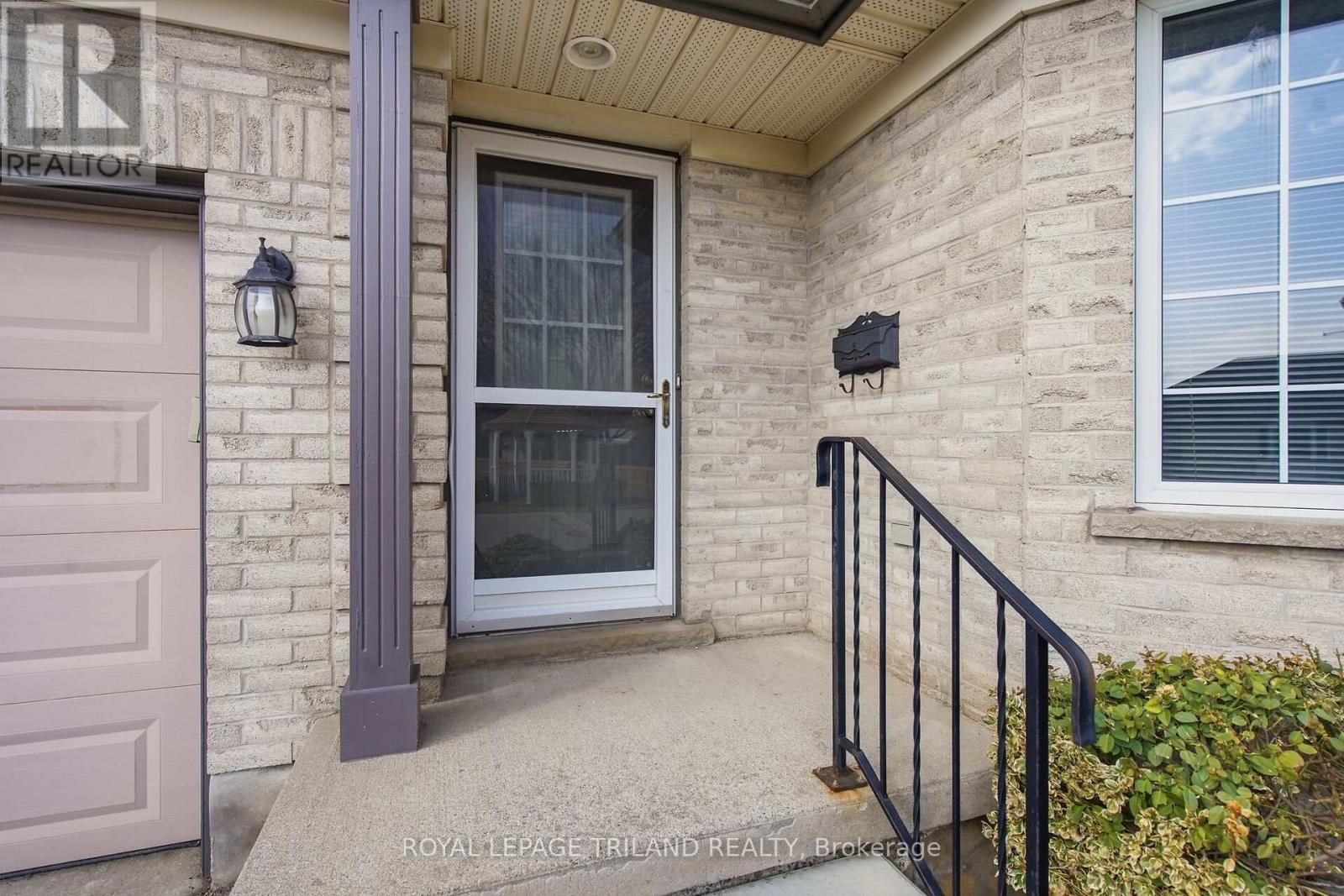 10 - 20 Windemere Place, St. Thomas, ON