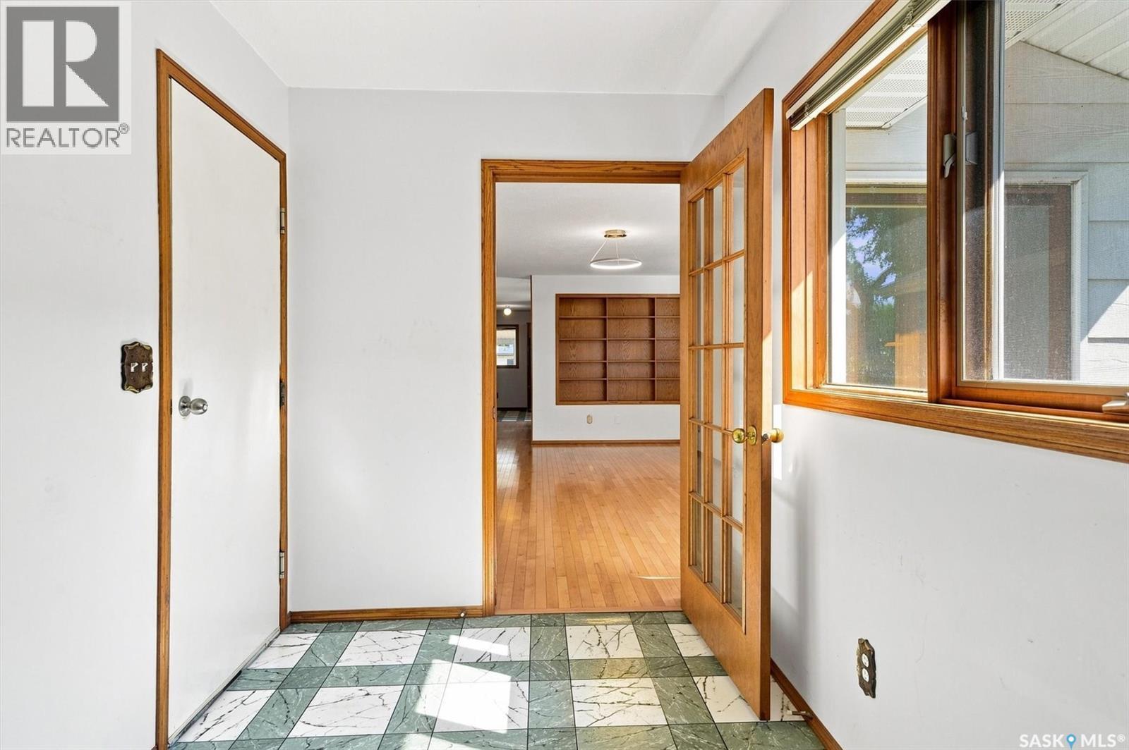 2227 Herman Avenue, Saskatoon, SK