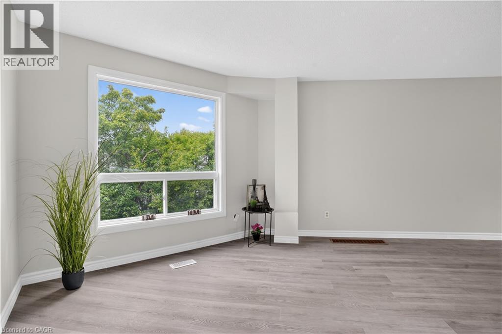 60 Elmsdale Drive Unit# 66, Kitchener, ON