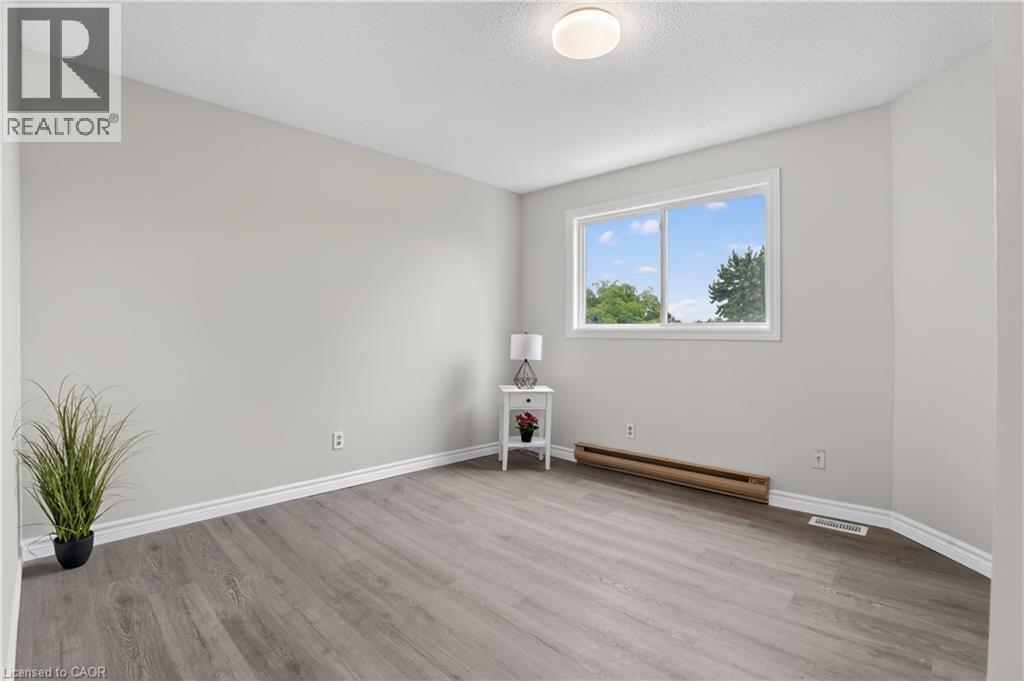 60 Elmsdale Drive Unit# 66, Kitchener, ON