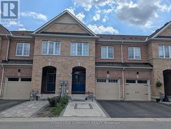 116 MAGUIRE ROAD Newmarket, ON L3X 0M1