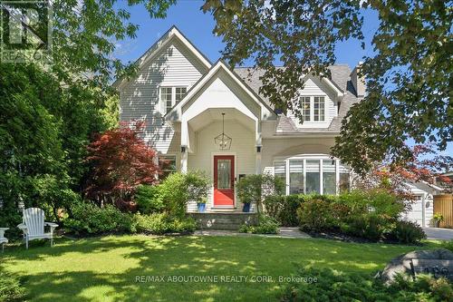489 REBECCA STREET  Oakville, ON L6K 1K8