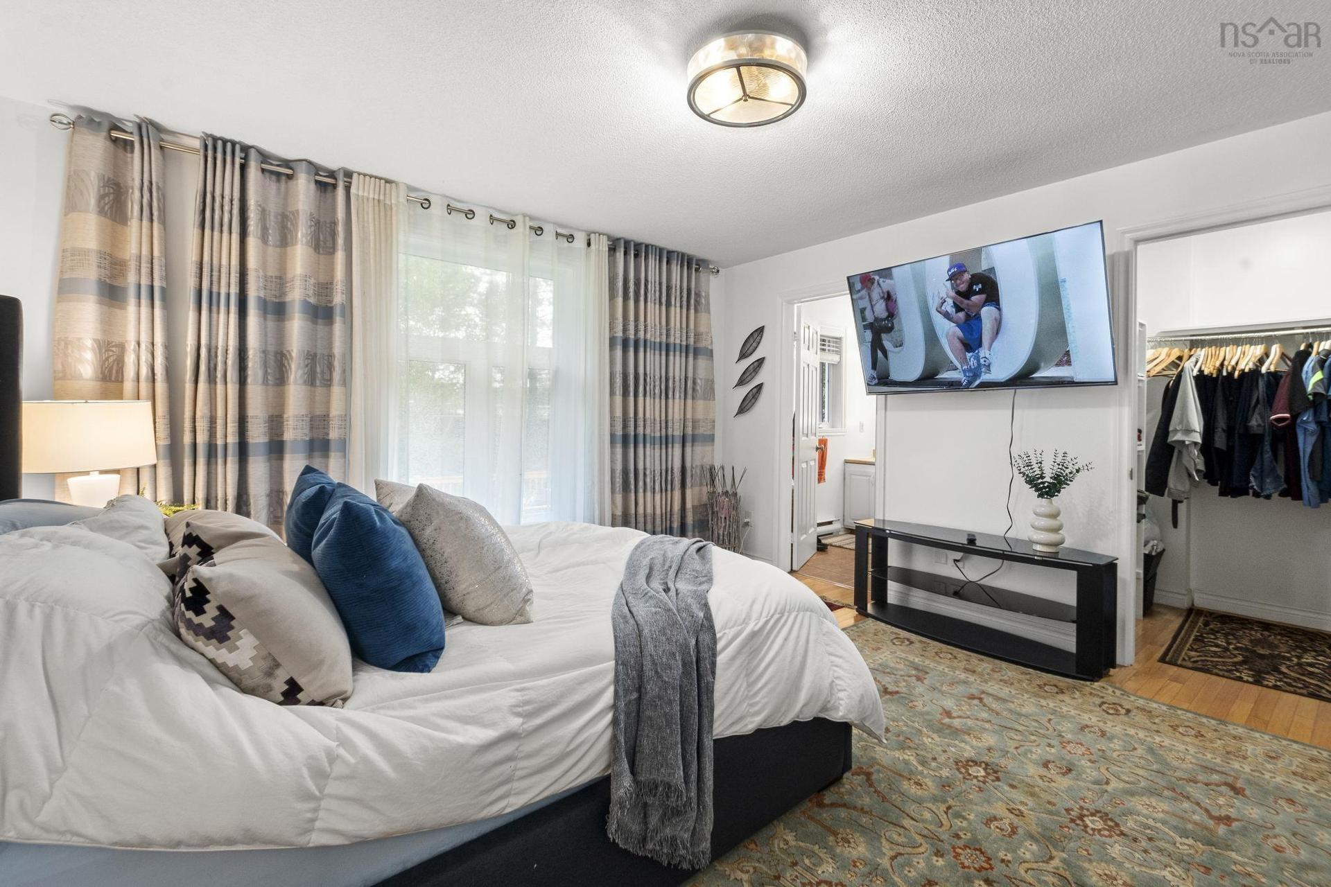 301 Basinview Drive, Bedford, NS