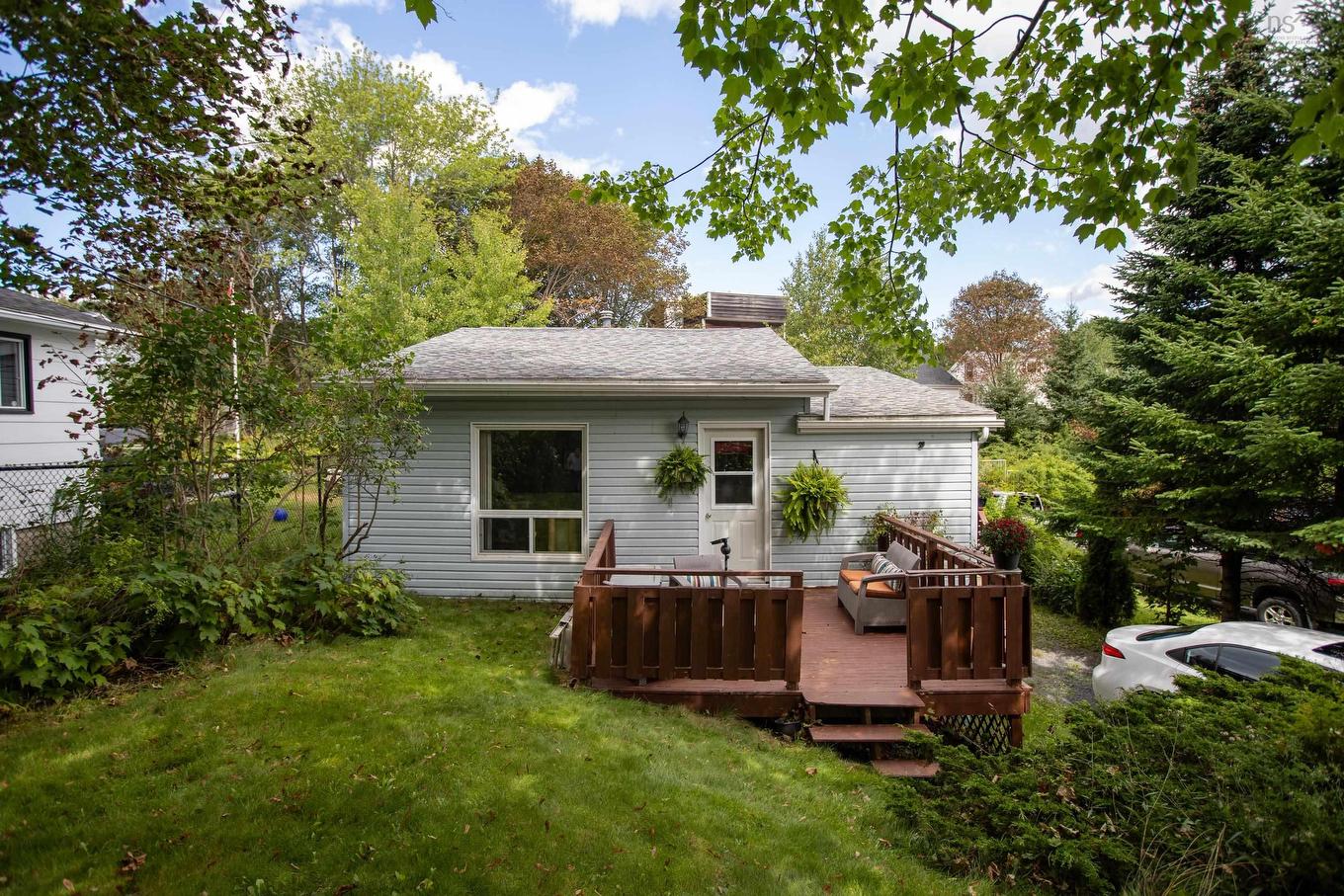 7 Coronet Avenue, Halifax, NS