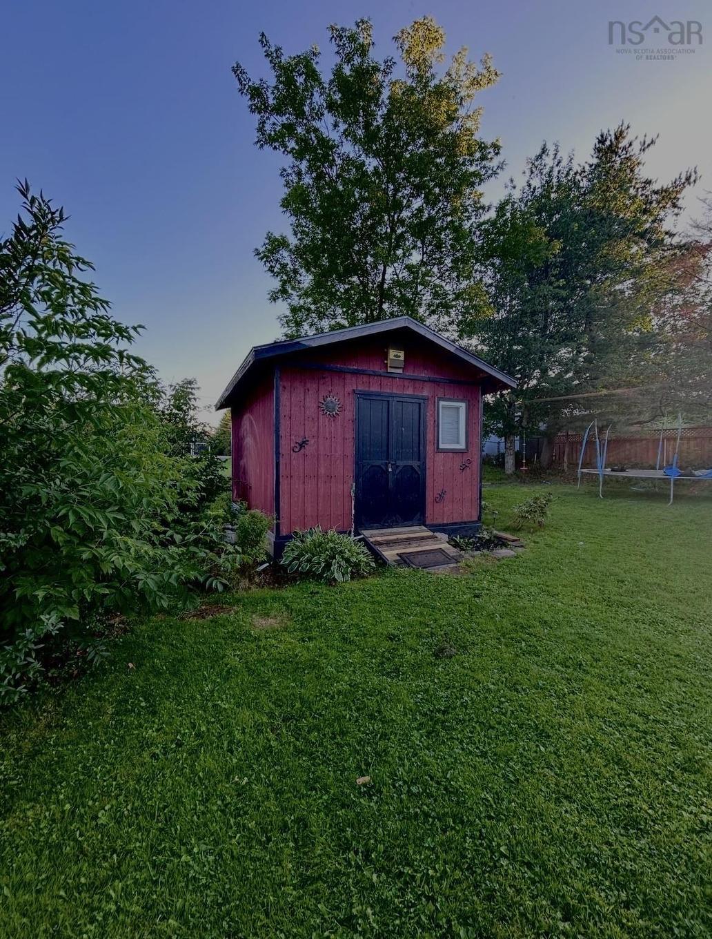 41 Claremont Avenue, Stellarton, NS