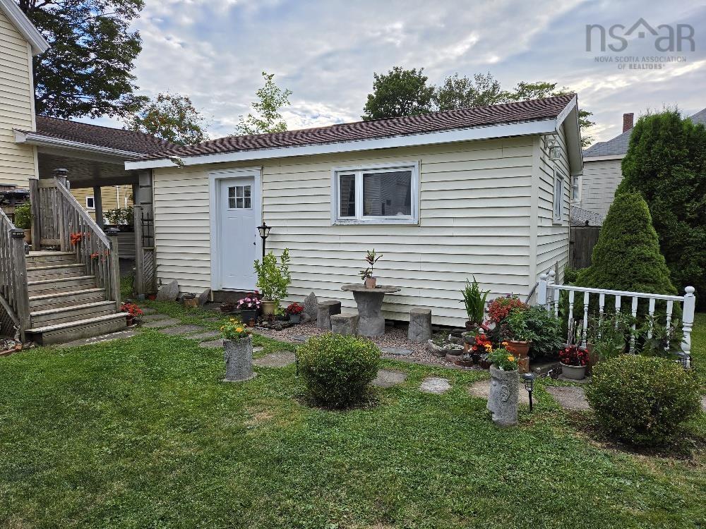 7 Douglas St, Truro, NS