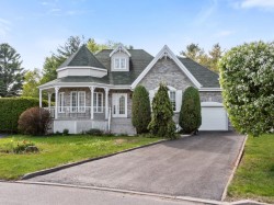 19 Rue Pierre-Régis Notre-Dame-Des-Prairies, QC J6E 9J7