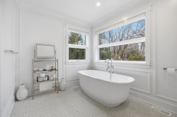 Salle de bains attenante à la CCP - 