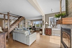 Living Room - 