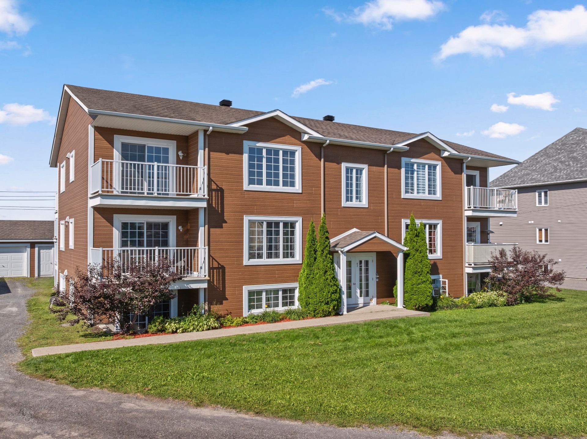 Façade - 67 9E Avenue, Crabtree, QC