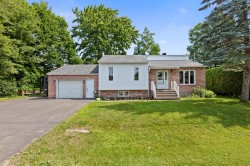 170 Rue Laporte Lavaltrie, QC J5T 2P6