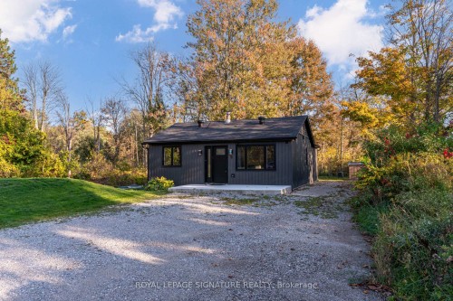 8 Mountsberg Road  Hamilton, ON L0P 1B0