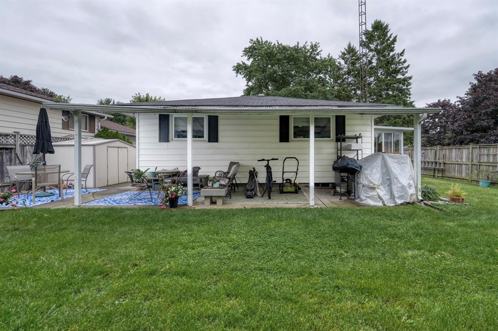 519 Oozloffsky Street, Petrolia, ON