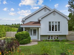 160 Rue Pierre Lavaltrie, QC J5T 2M2