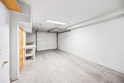 Garage - 