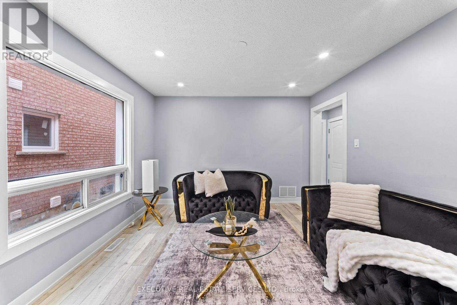 45 Sahara Trail, Brampton, ON