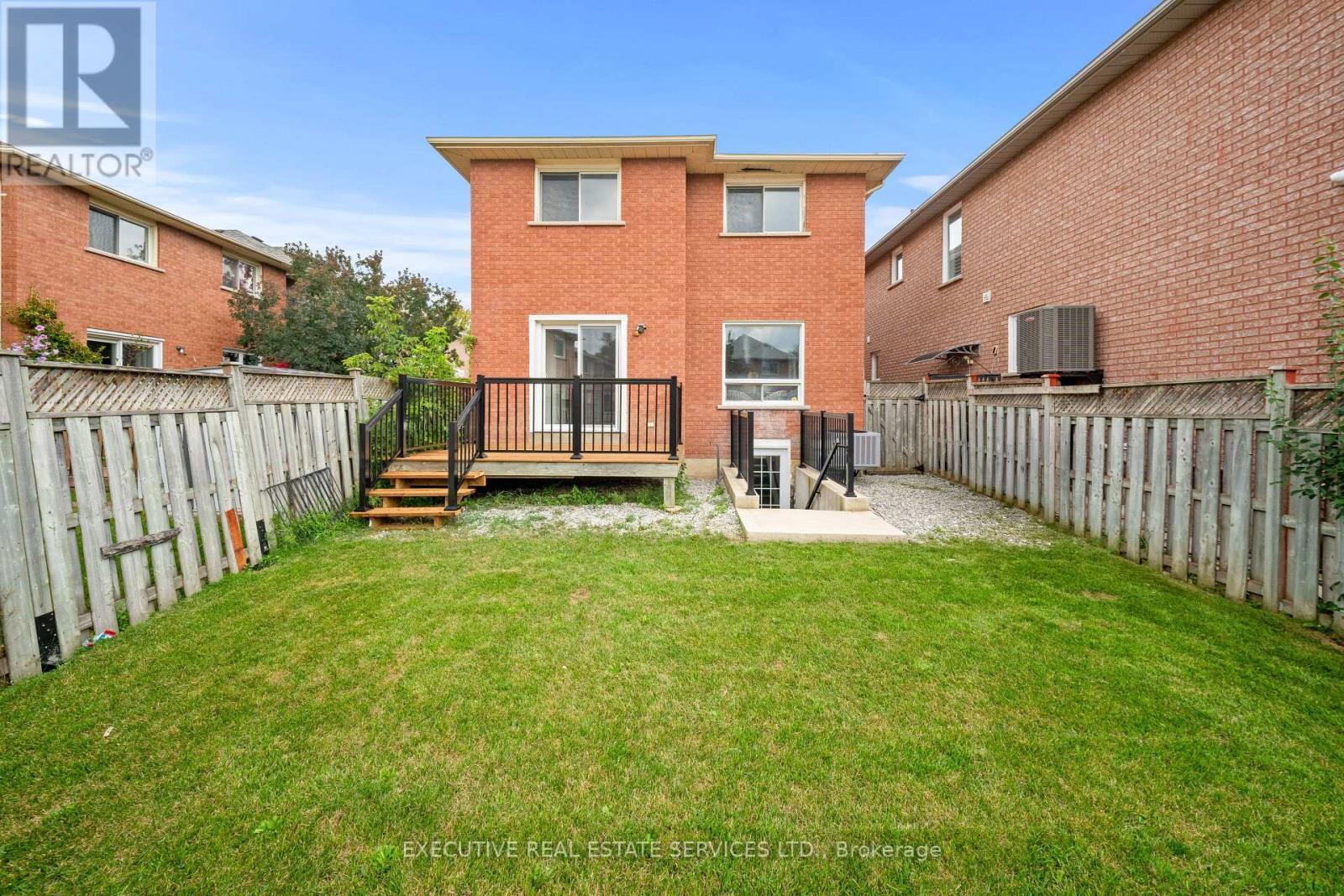 45 Sahara Trail, Brampton, ON