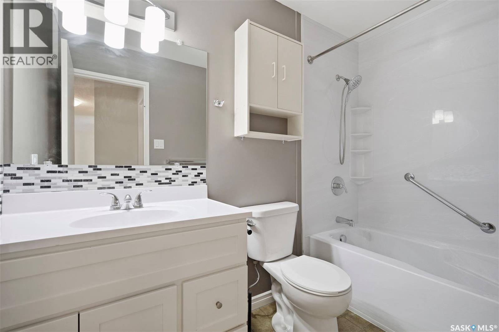 105A 4040 8Th Street E, Saskatoon, SK