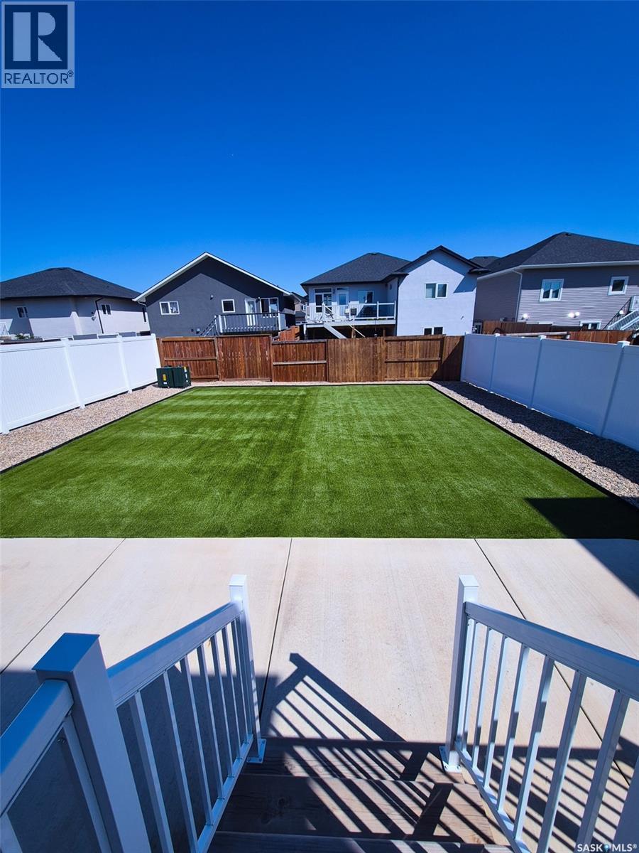 118 Stromberg Crescent, Saskatoon, SK