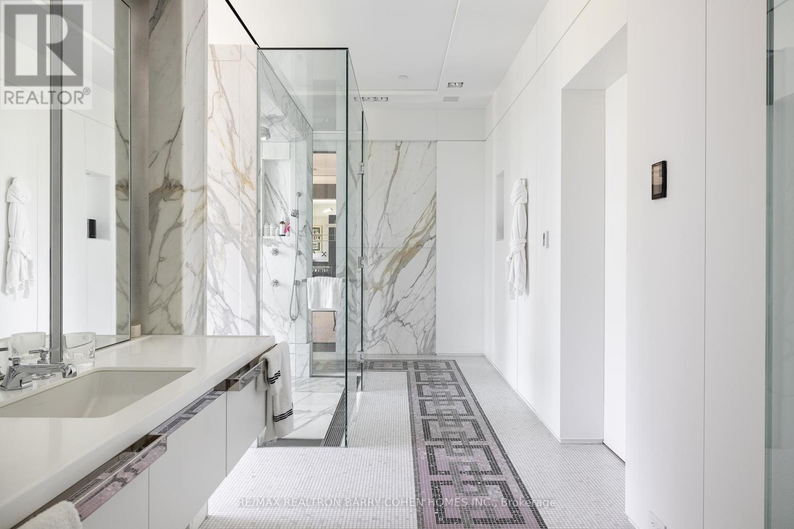 17 Ardwold Gate, Toronto, ON