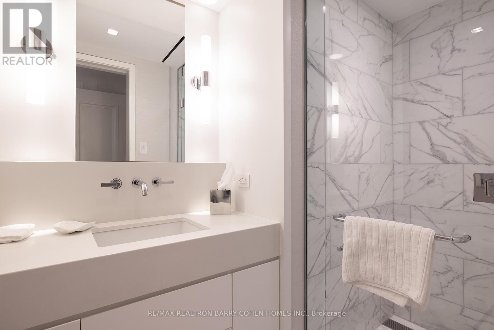 17 Ardwold Gate, Toronto, ON