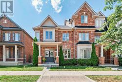 124 BARONS STREET Vaughan, ON L4H 3Y3