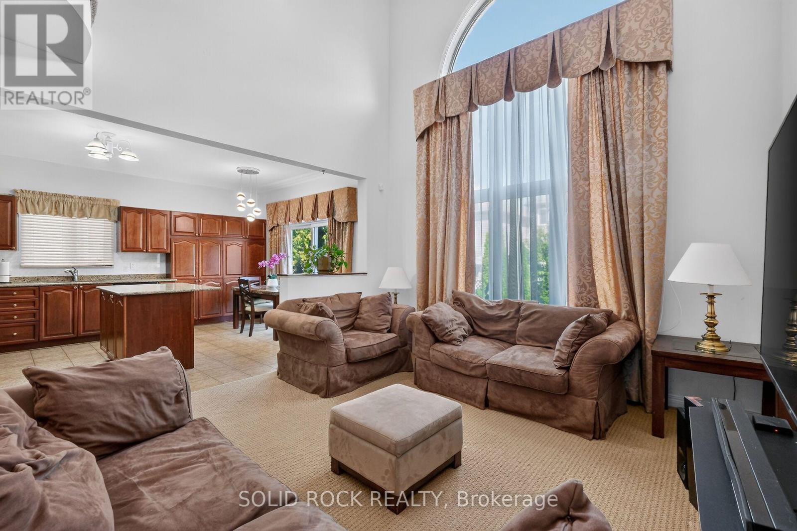 131 Finn Court, Ottawa, ON