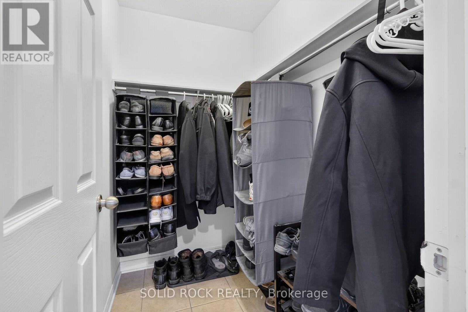 131 Finn Court, Ottawa, ON