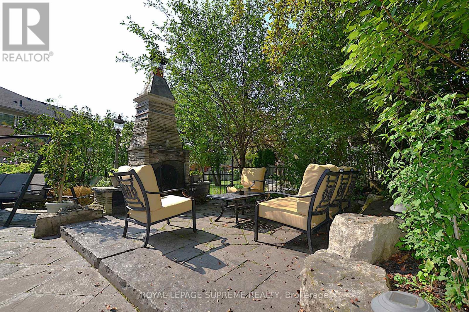 2819 Duncairn Drive, Mississauga, ON