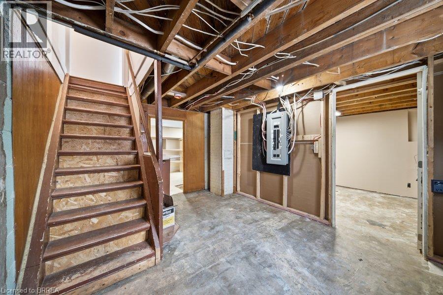 310 Caledon Avenue, Hamilton, ON