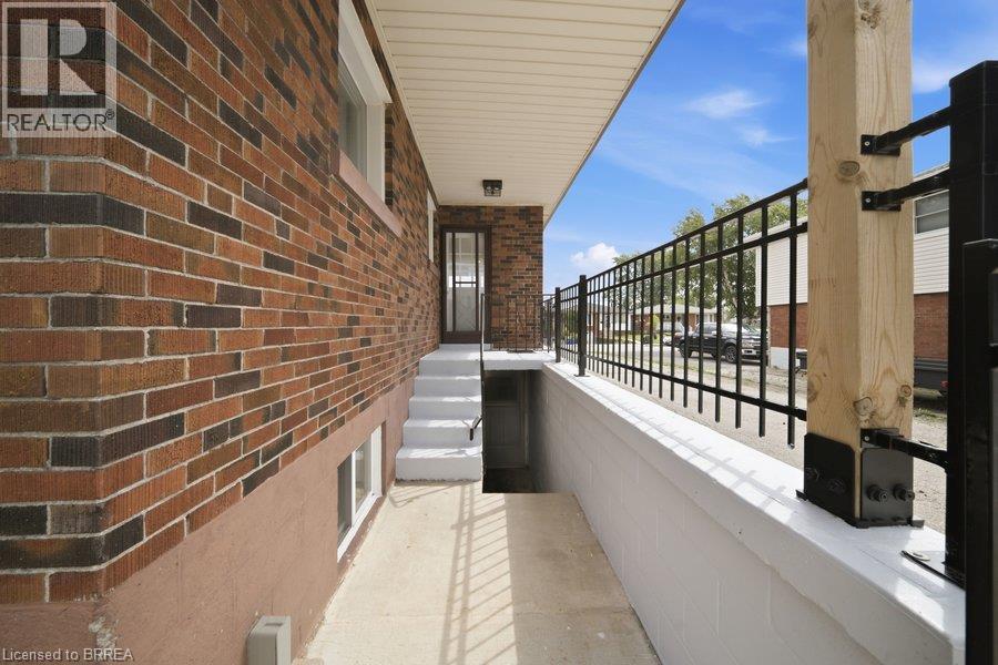310 Caledon Avenue, Hamilton, ON
