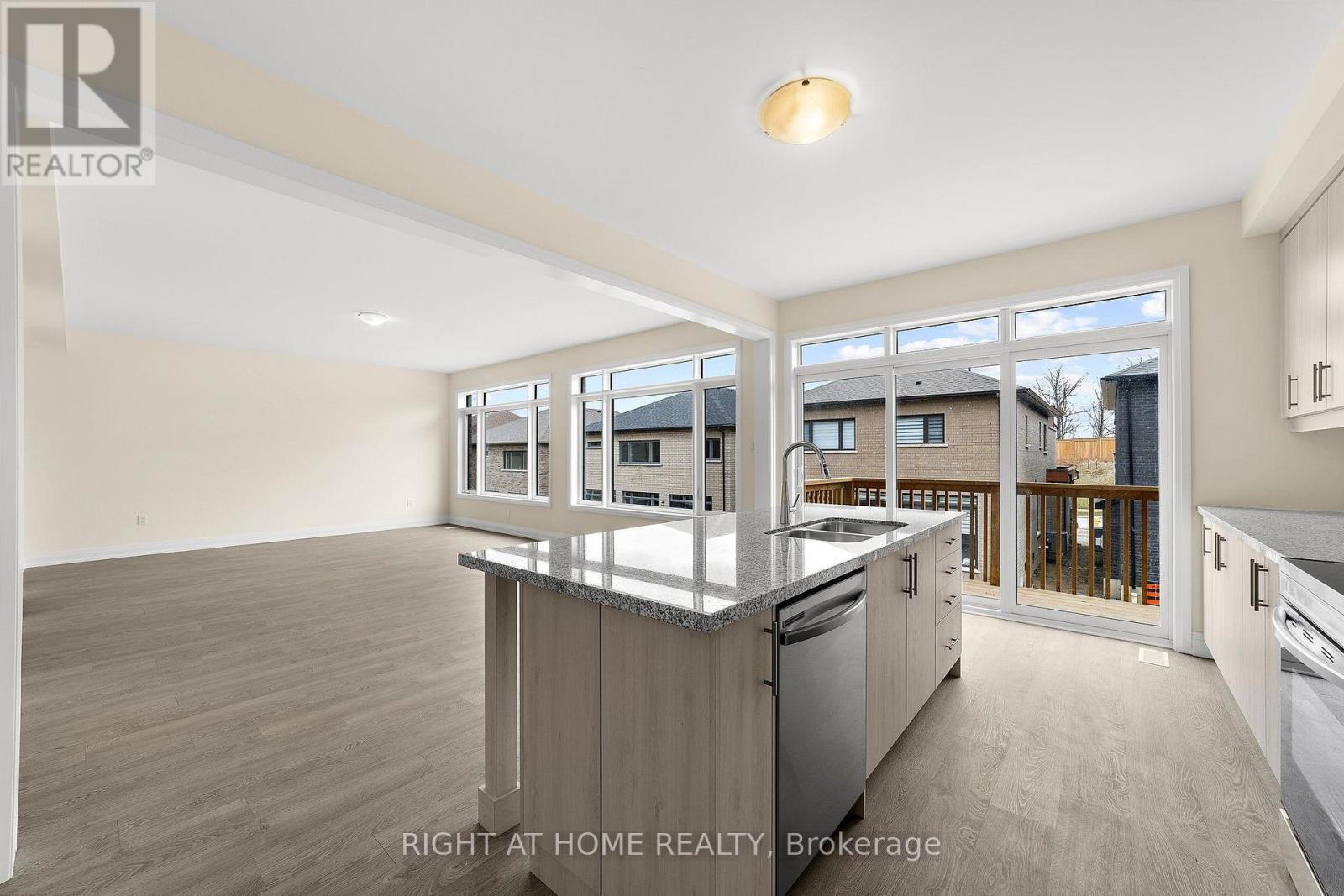 46 Daffodil Road, Springwater, ON