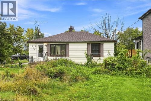 663 RIDGE Road W  Grimsby, ON L3M 4E7