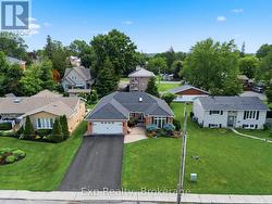121 SIMCOE STREET Greater Napanee (Greater Napanee), ON K7R 2X5