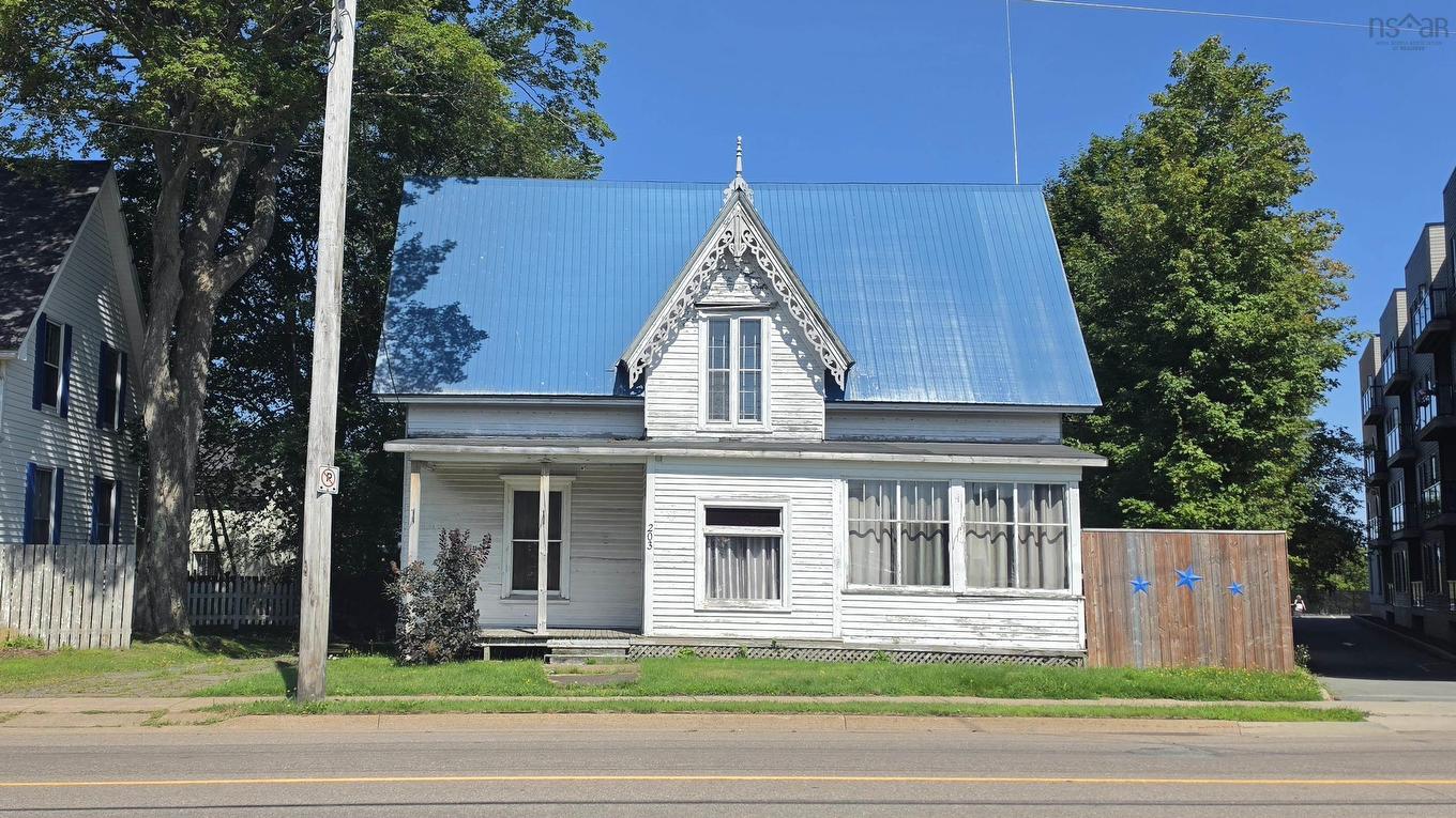203 Queen Street, Truro, NS