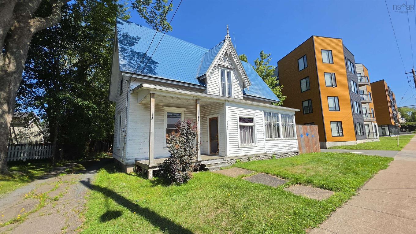 203 Queen Street, Truro, NS