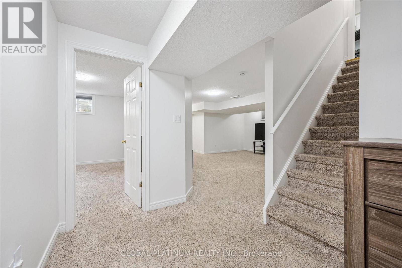 244 Doon South Drive, Kitchener, ON