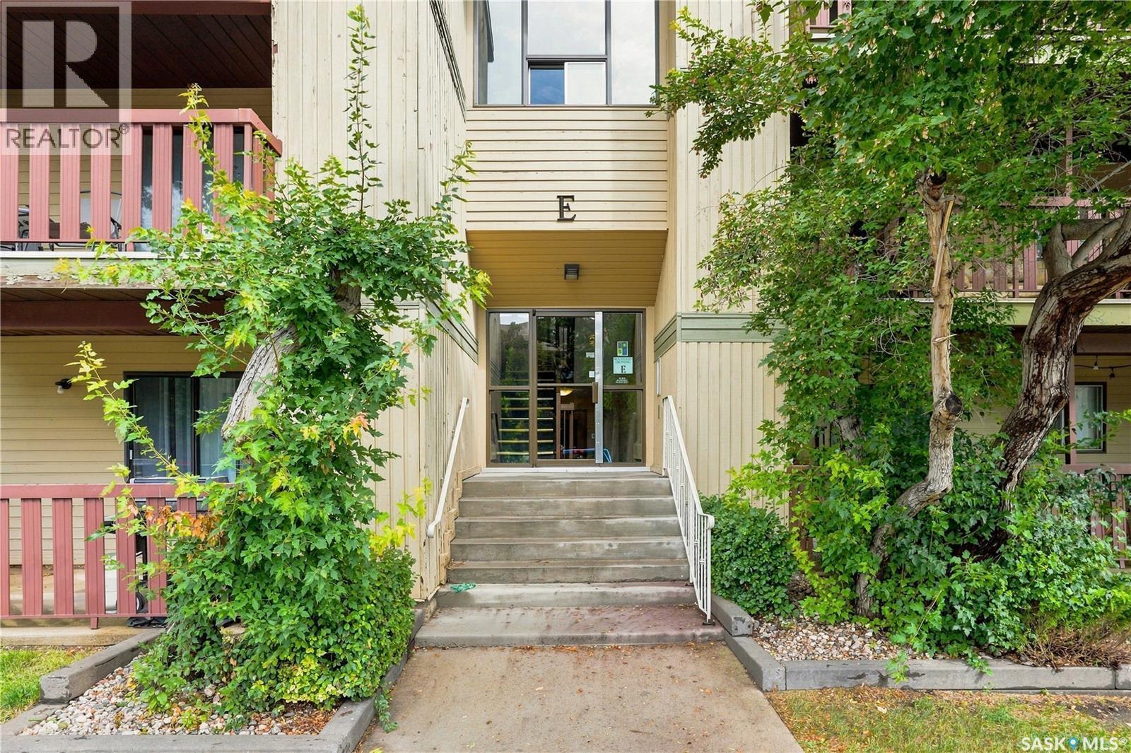 207E 1121 Mckercher Drive, Saskatoon, SK