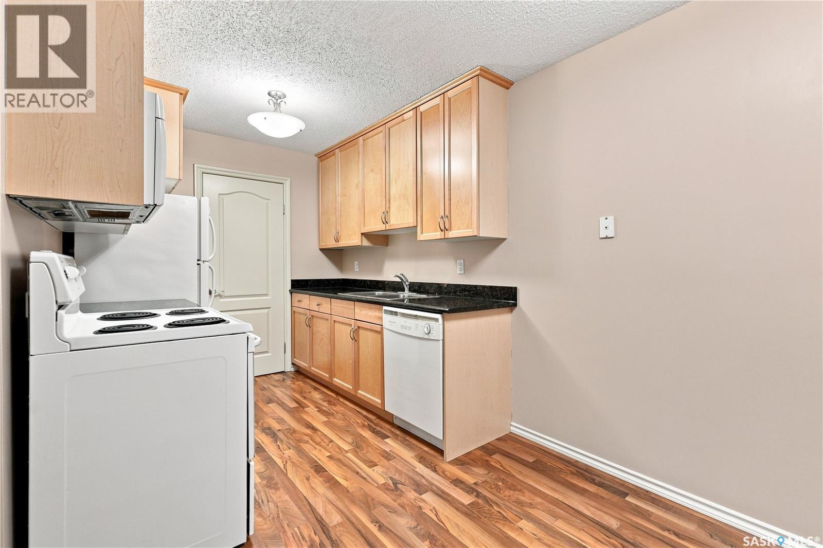 207E 1121 Mckercher Drive, Saskatoon, SK