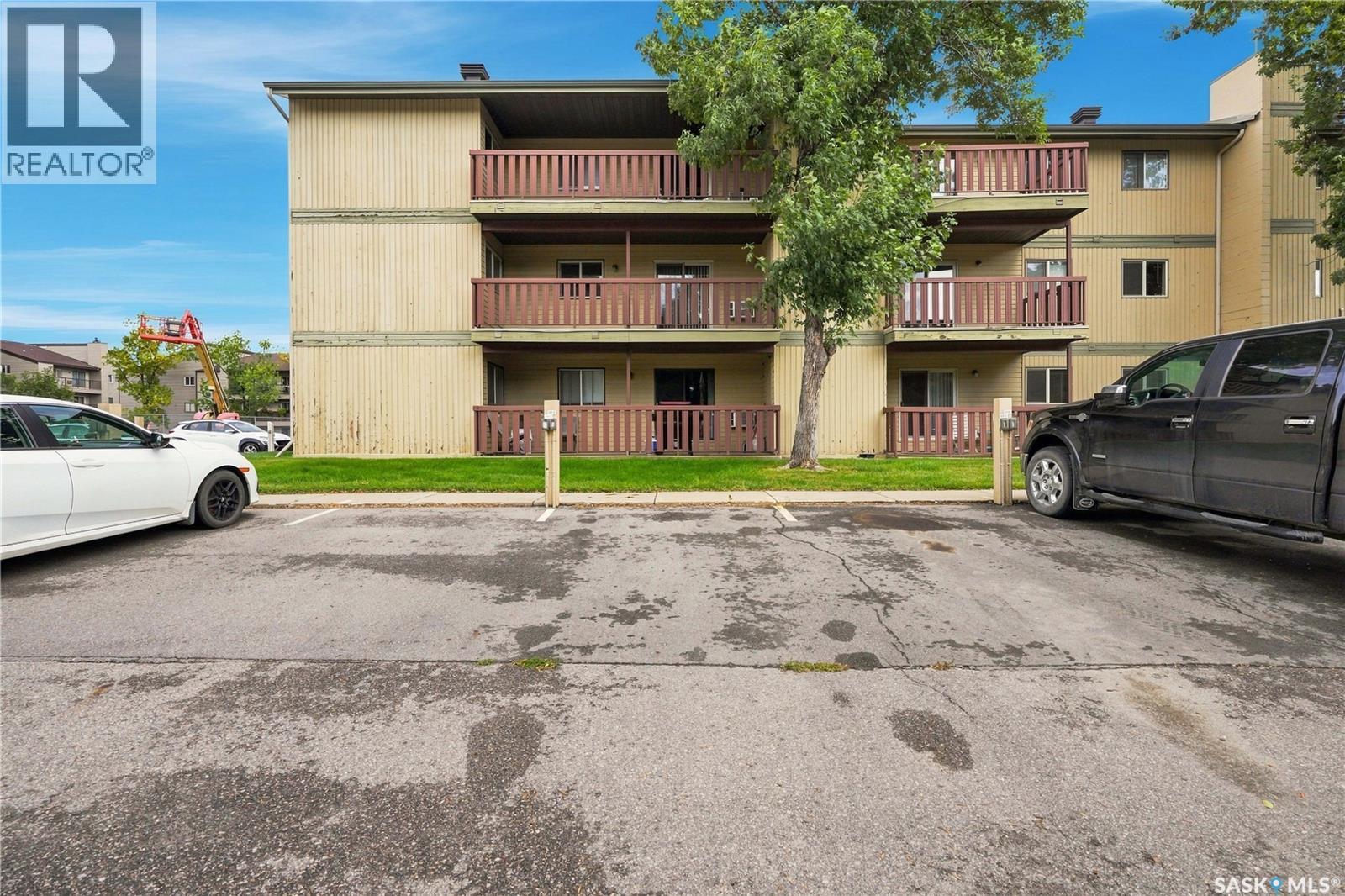 207E 1121 Mckercher Drive, Saskatoon, SK