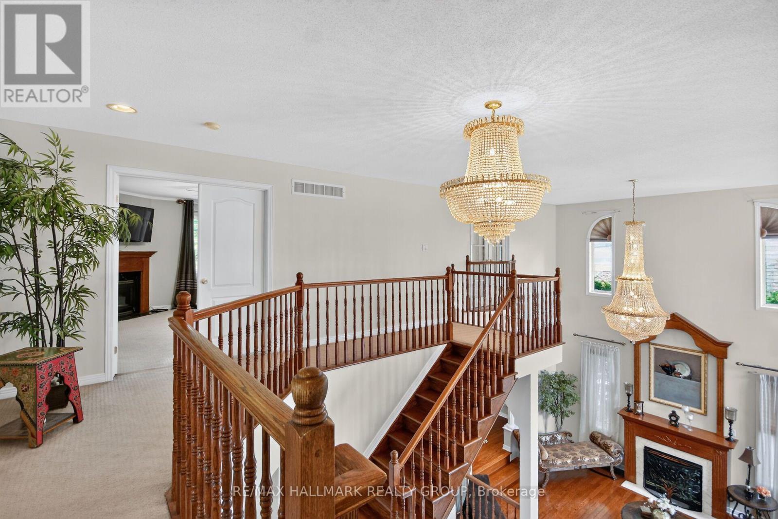 11 Taj Court, Ottawa, ON