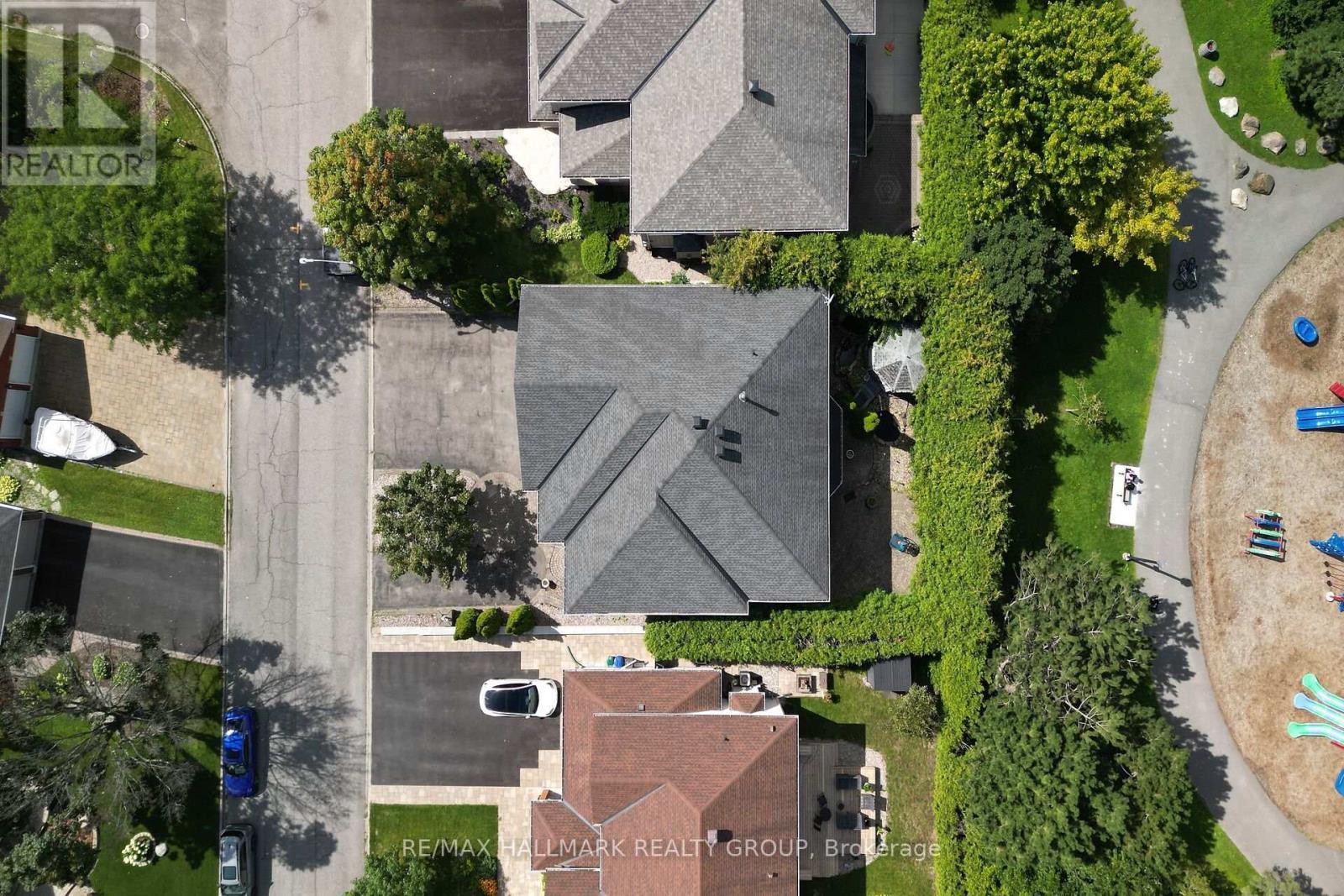 11 Taj Court, Ottawa, ON