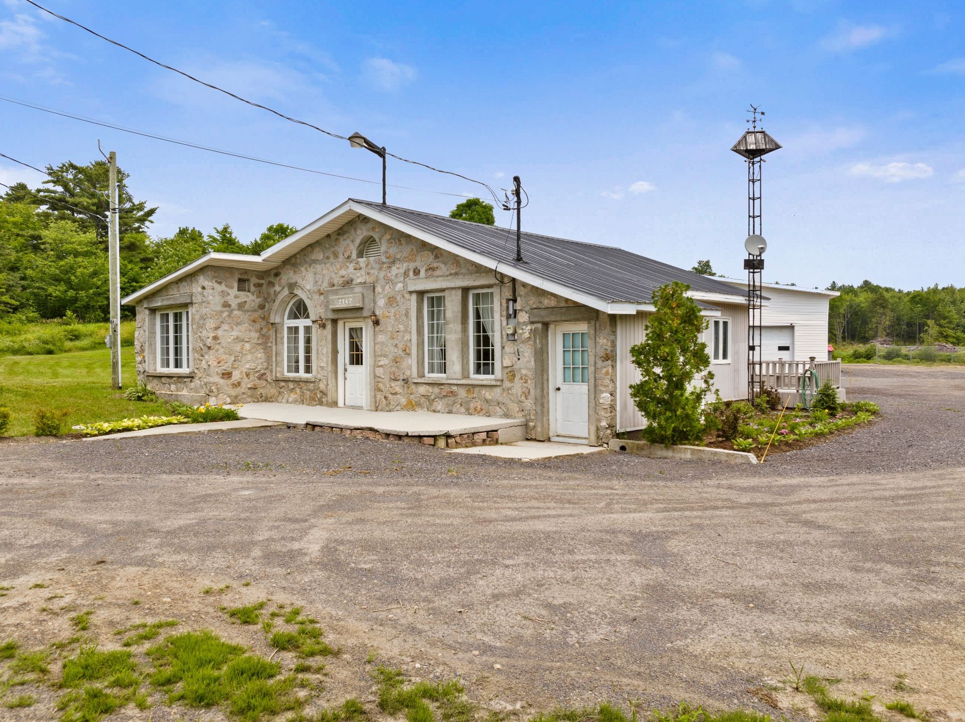 Front of Structure - 2742 Ch. Du Lac, Saint-Norbert, QC