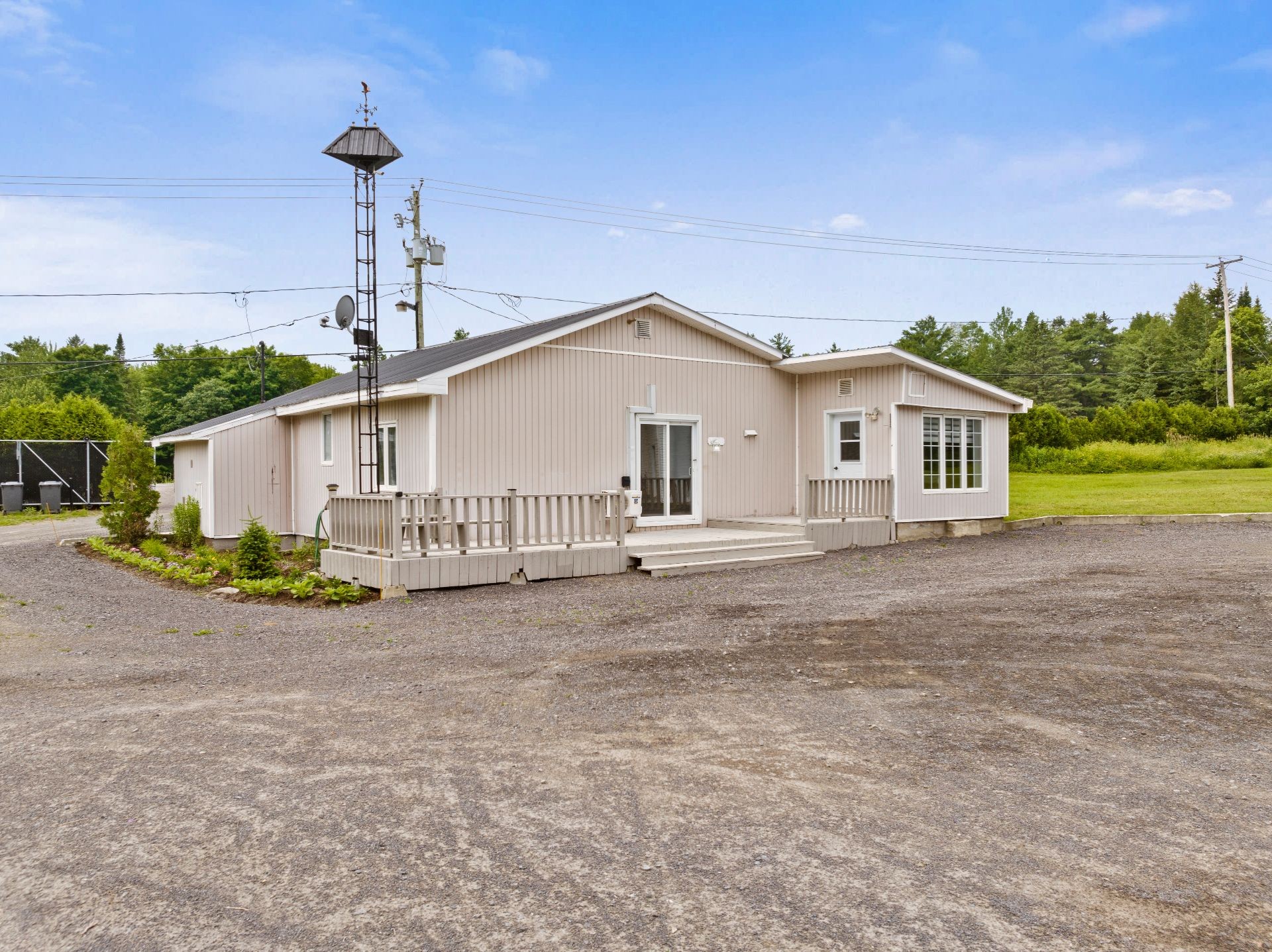 Back of Structure - 2742 Ch. Du Lac, Saint-Norbert, QC