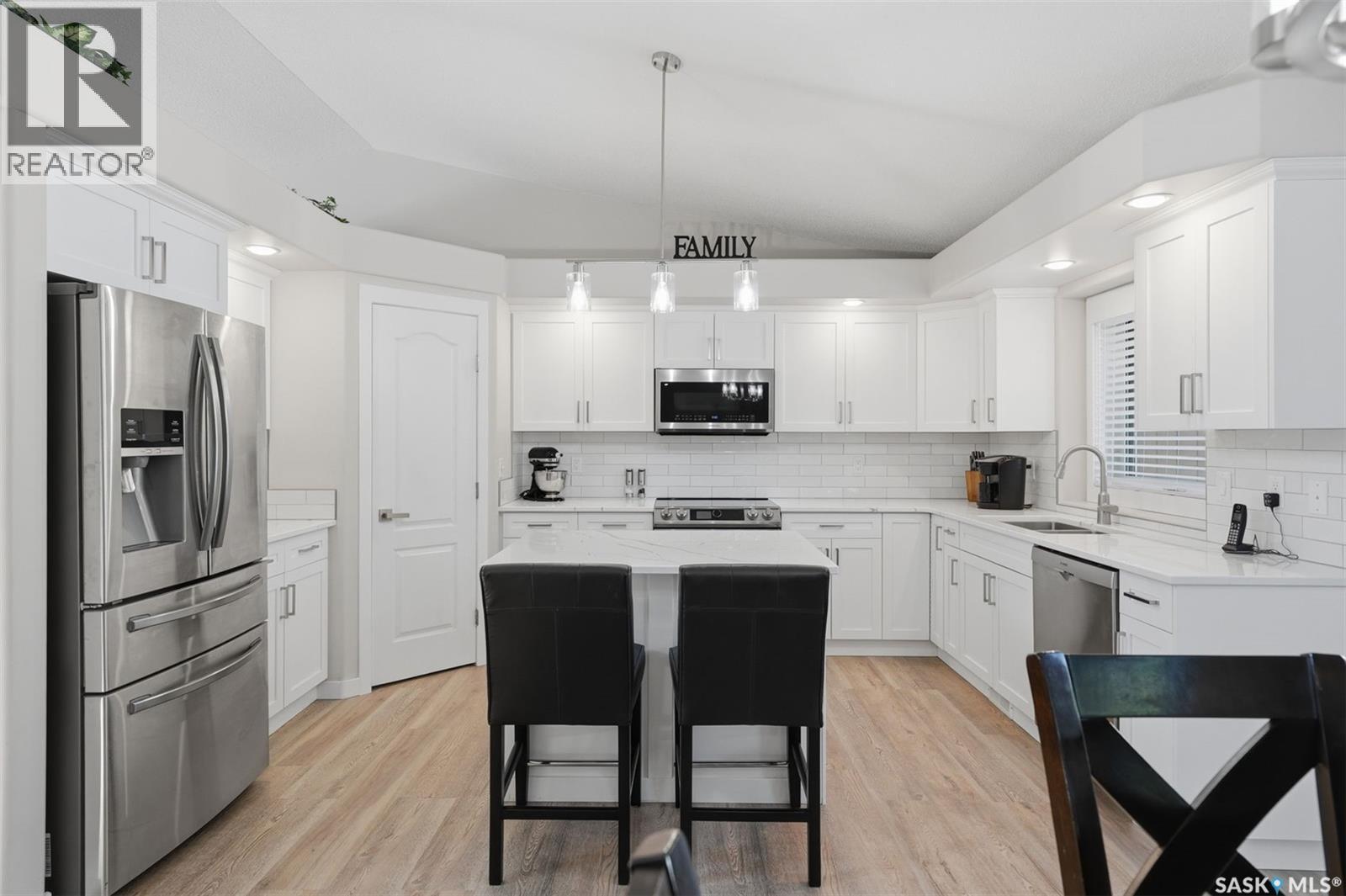 115 Braeshire Lane, Saskatoon, SK
