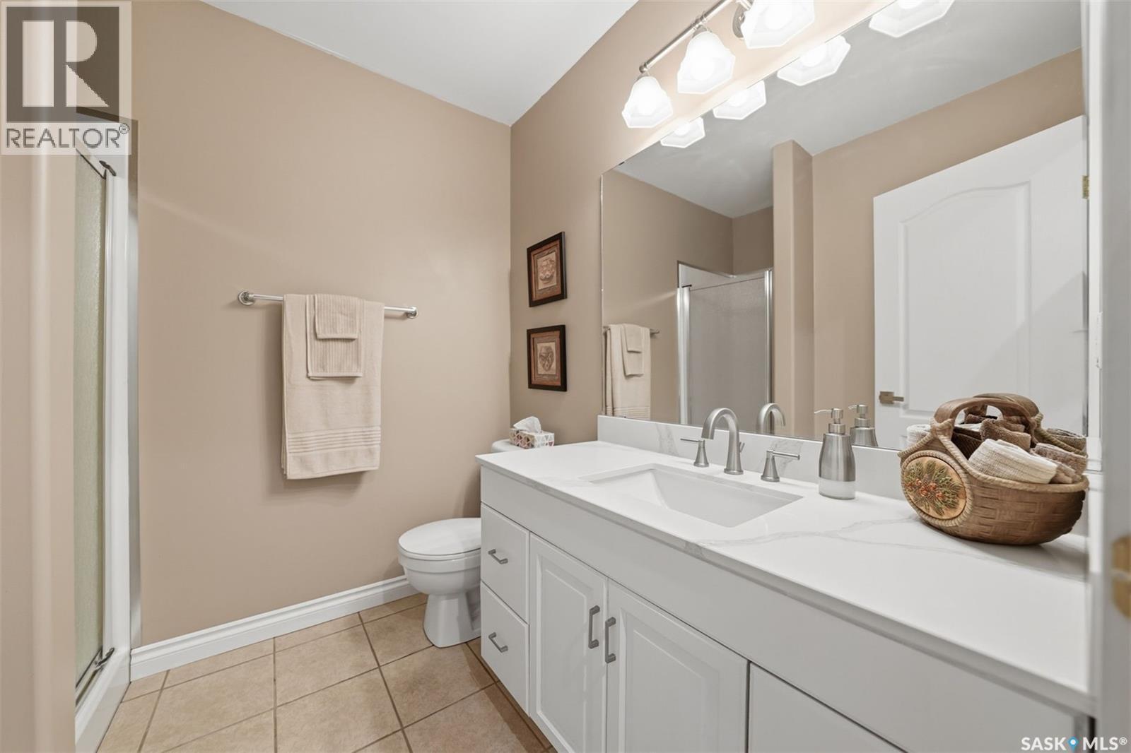 115 Braeshire Lane, Saskatoon, SK